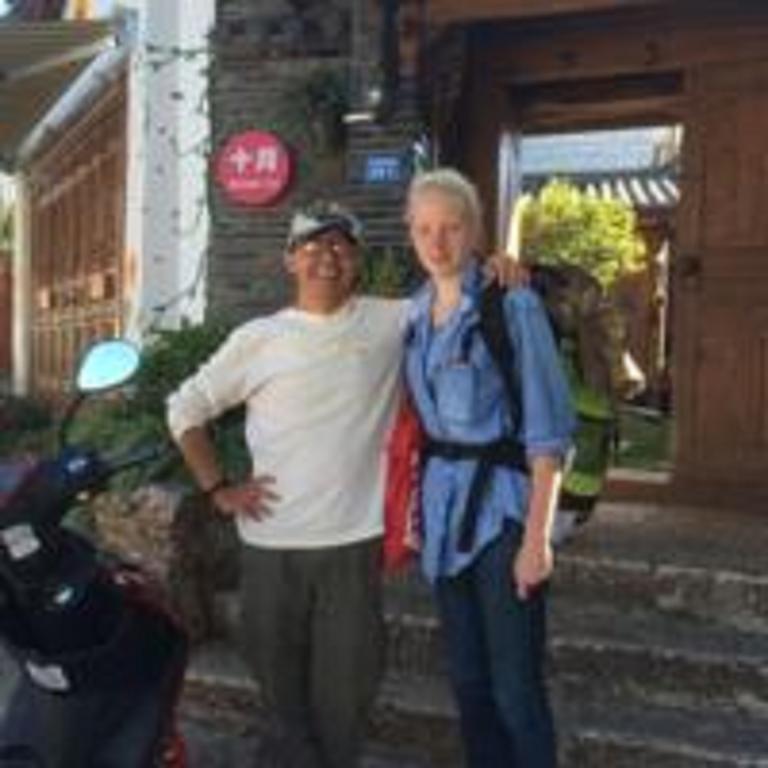 October Inn Lijiang  Zewnętrze zdjęcie