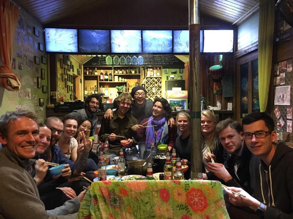 October Inn Lijiang  Zewnętrze zdjęcie